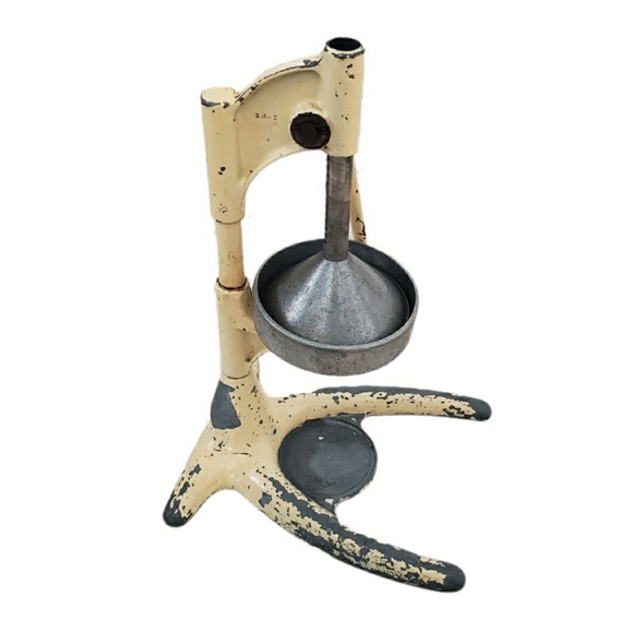 Vintage Antique Juicer Industrial Manual Metal Squeezer - Picture 6 of 16